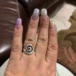 Retired James Avery ring